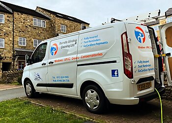 5 Best Window Cleaners in Leeds – Explore regular care for clearer windows